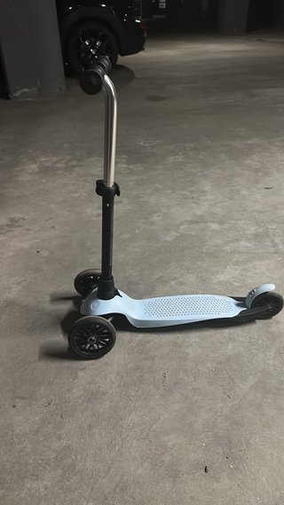 Patinete de 3 ruedas azul para niños hasta 6anos