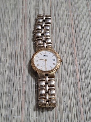 Reloj Lotus Dorado para Reparar