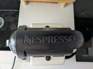 Cafetera Nespresso DeLonghi
