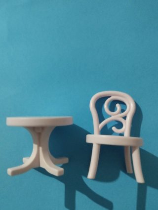 Mesa y Silla Playmobil rosa clarito