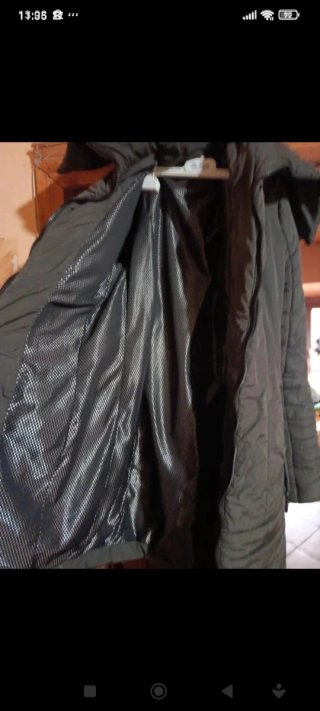Cappotto grigio scuro con cintura