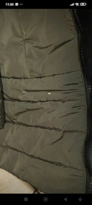 Cappotto grigio scuro con cintura