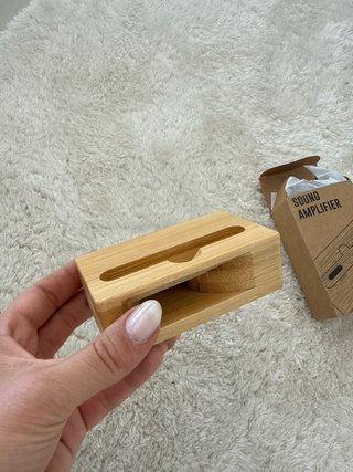 Amplificador de sonido de madera