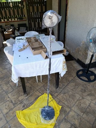 Lampada da terra Trio Franklin LED  "SOTTO COSTO"