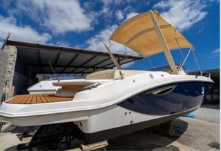 SESSA KEY LUXURY BOAT con amarre