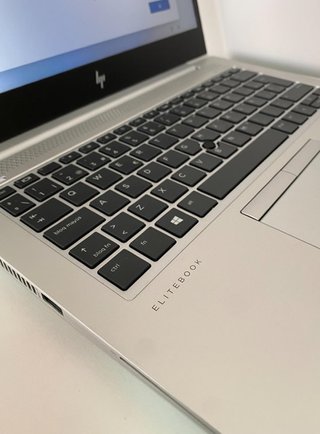 Portátil TÁCTIL HP 830 G5 13,3" i7 8a 16Gb RAM