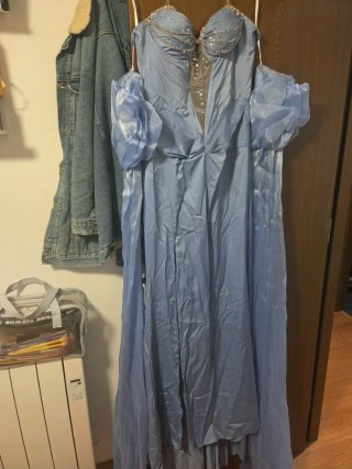 Vestido de fiesta azul talla M.