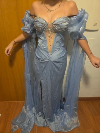 Vestido de fiesta azul talla M.
