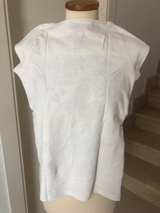 Camiseta Disney Daisy manga corta blanca-fucsia