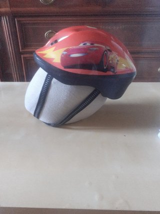 Casco infantil Cars Rayo McQueen