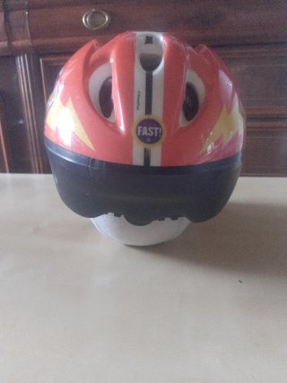 Casco infantil Cars Rayo McQueen