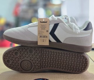 Zapatillas Hummel Beige y Blancas