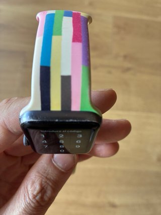 Apple Watch Series 3 42mm + 9 custodie + 8 cinturini