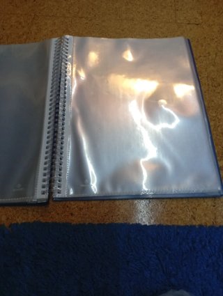 Carpeta de anillas azul,con sobre, portafolios.