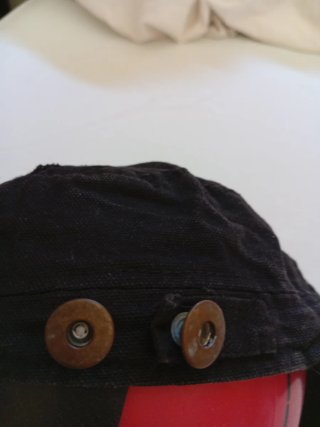 Cappellino nero unisex con bandierina italiana