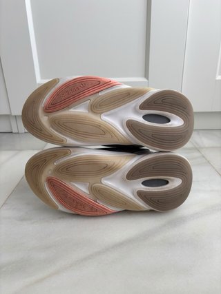 Adidas Ozelia gris y rosa poco uso