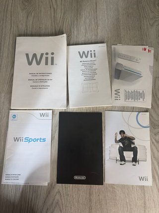 Nintendo Wii con Wii Sports y mandos