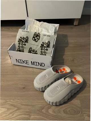Nike Mind 001 EU41 Beige/Blanco Nuevas