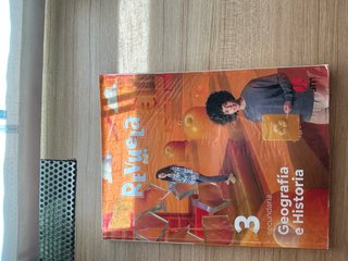 Geografía e Historia, 3 secundaria. Revuela