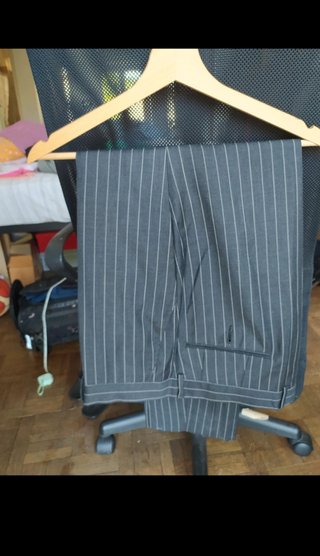 Completo uomo grigio gessato taglia 54