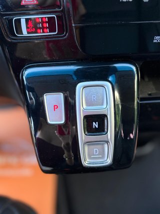 Hyundai Staria 2022 2.2CRDI 177 AUTO DIESEL 9 PLAZ