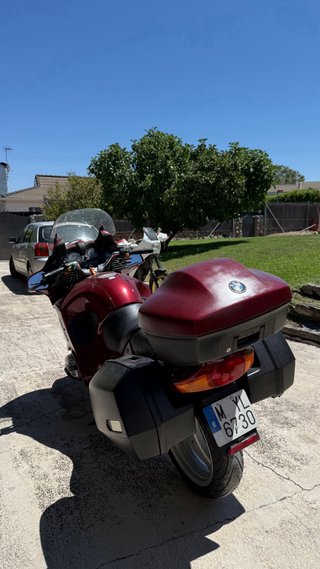 BMW R 1100 RT Roja