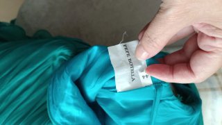 Vestido fiesta verde con volantes