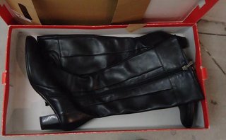 Botas altas Dansi Talla 43 Negras