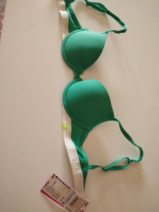 Sujetador Women Secret verde. Talla XS