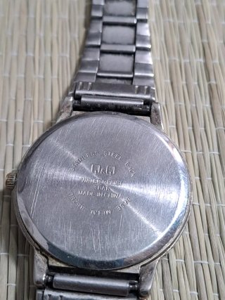 Reloj Q&Q para reparar
