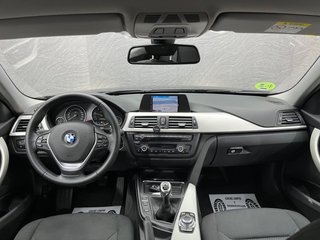 BMW Serie 3 2015 318d *ETIQUETA C🟢*