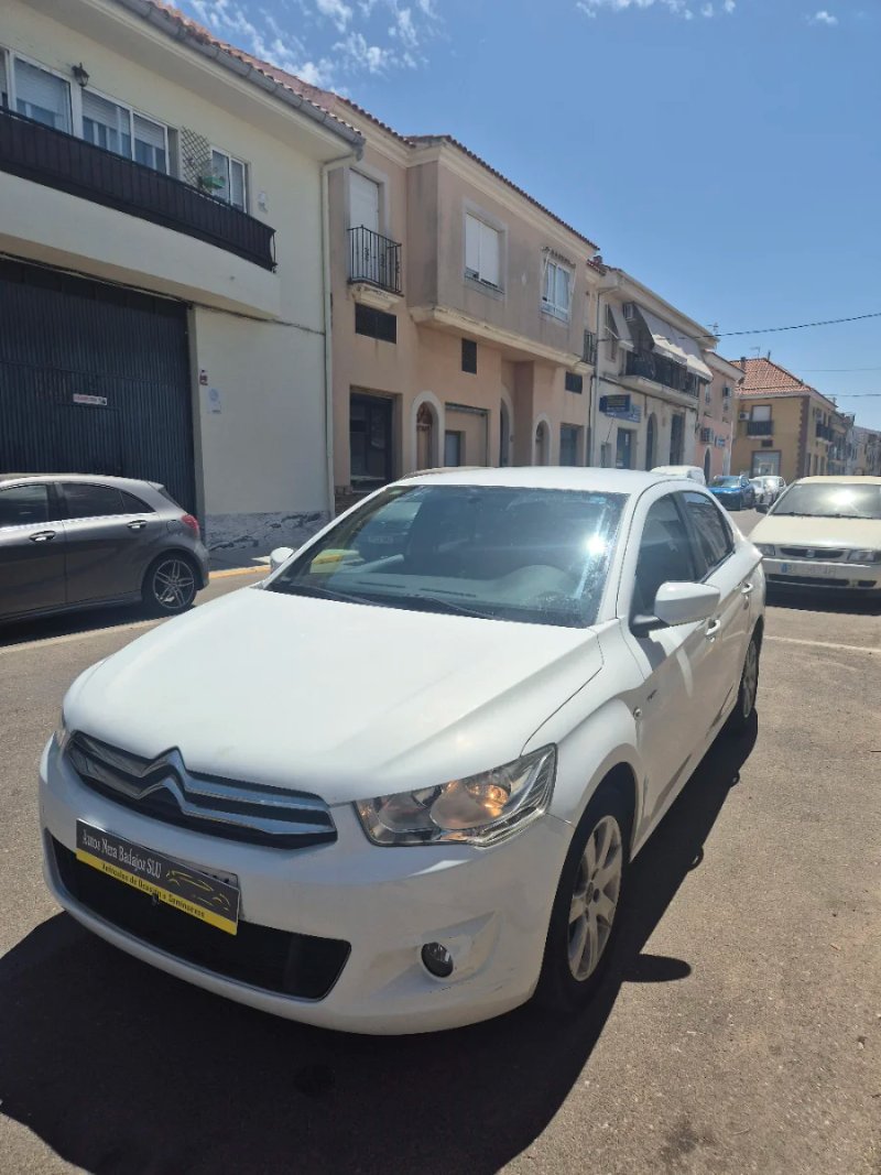 Citroën C-Élysée 1.2 PureTech Exclusive 2016, foto 4