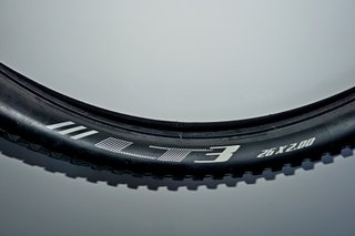 Cubiertas bicicleta. Bontrager LT3 26 x 2.00