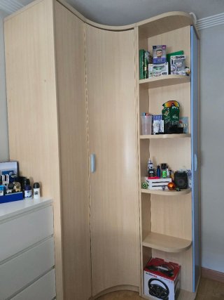 Armario infantil madera y plástico