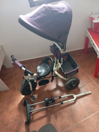 Triciclo infantil evolutivo con capota Homcom