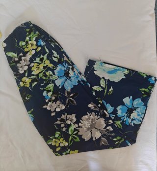 Conjunto top volante y pantalón estampado