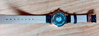 Reloj Tous Negro y Dorado