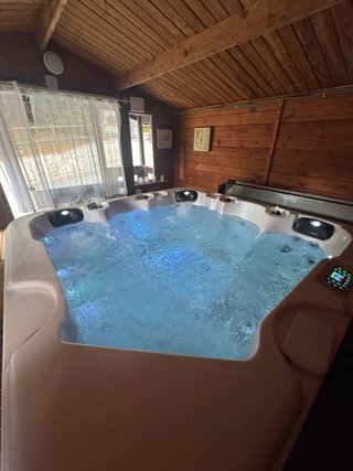 Spa Jacuzzi de exterior/interior