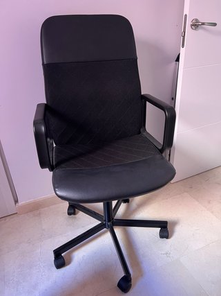 Silla de Oficina Negra