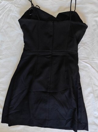 Vestido corto Zara negro tirantes