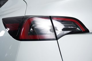 Tesla Model Y Gran Autonomía 4WD