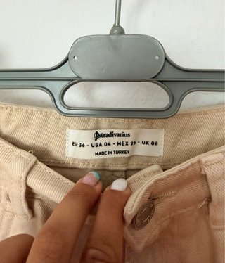 Shorts vaqueros beige tiro alto