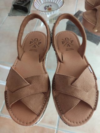 Sandali in pelle da donna