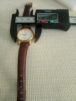 Reloj Lorus Mujer Dorado y Marrón