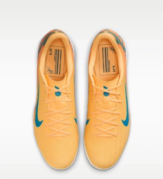 BOTAS DE FÚTBOL SALA NIKE NUEVAS A ESTRENAR!