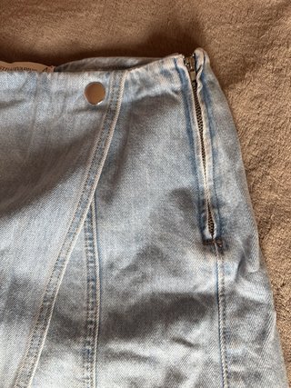 Falda pantalón Stradivarius botón