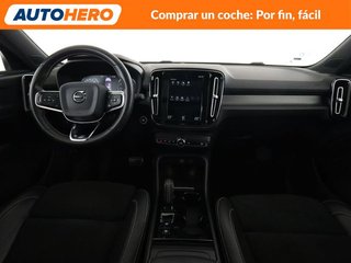 Volvo XC40 2.0 T4 R-Design 2WD