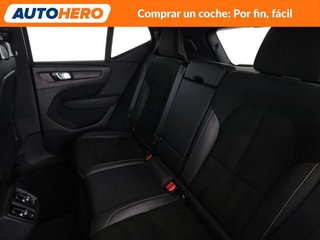 Volvo XC40 2.0 T4 R-Design 2WD