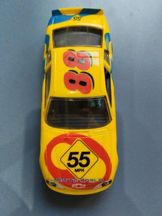 Scalextric Chevrolet Monte Carlo NASCAR #88 SRS2