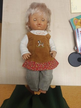 Muñeca Nenuco con ropa